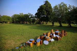 Ivan Barlafante, Perché io sono te, 2017, legno e acciaio