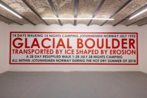Hamish Fulton, GLACIAL BOULDER, Norway 1992, 2018, Wall Painting, 265x1038 cm