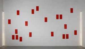 Lucio Pozzi, 40 Red Planets, courtesy Galleria Michela Rizzo and the artist photo by Francesco Allegretto2