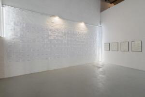 (in)visible field - space as energy, 2022 (installation view). Photo by Sergio Martucci.
