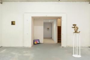 Giuseppe Abate, Here comes the rooster (installation view), 2022