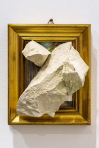 Ivan Barlafante, Nella mia desolante condizione di diseredato io possiedo, 2022, tecnica mista, 17 x 14 x 8 cm